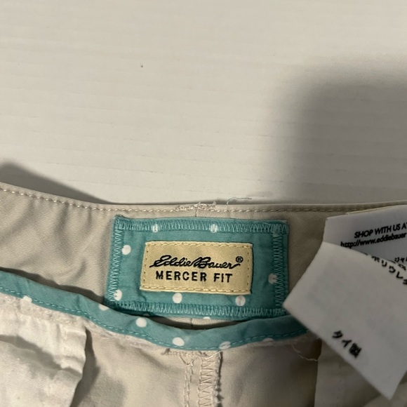 Eddie Bauer Women's Beige Shorts - Picture 2 of 3